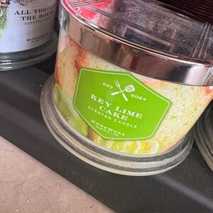 Key Lime Cake Scented Candle - Green